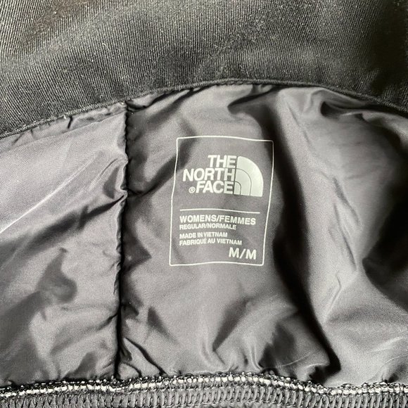 The North Face Pseudio Quilted Jacket Black Gray Gorpcore Activewear Hiking -M - Picture 13 of 16